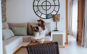 Bypillow Cap Sa Sal (Adults Only)